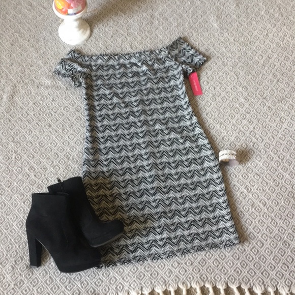 Cute day to night dress - Picture 1 of 2